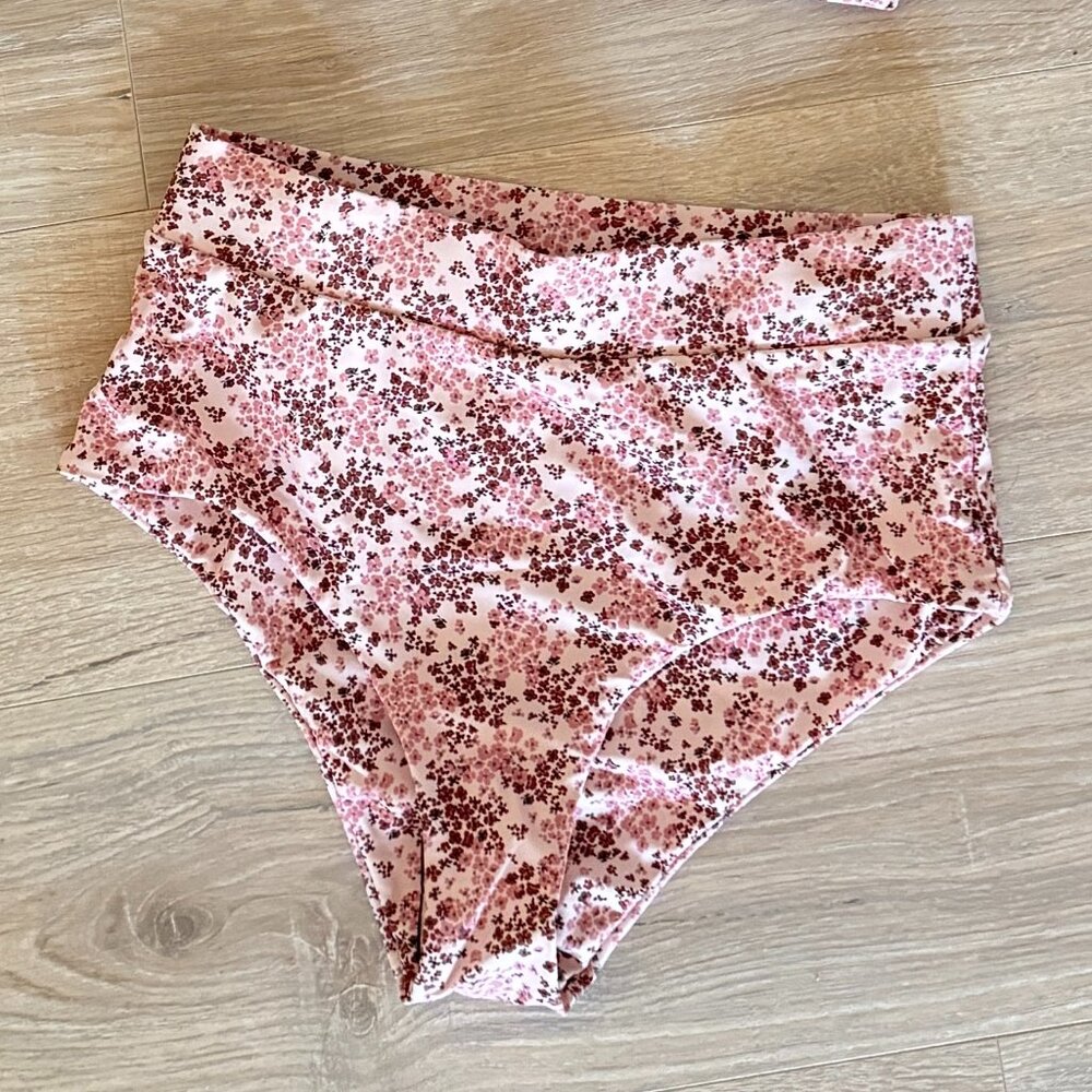 Geode Swimwear Malibu High-Waisted Bottoms